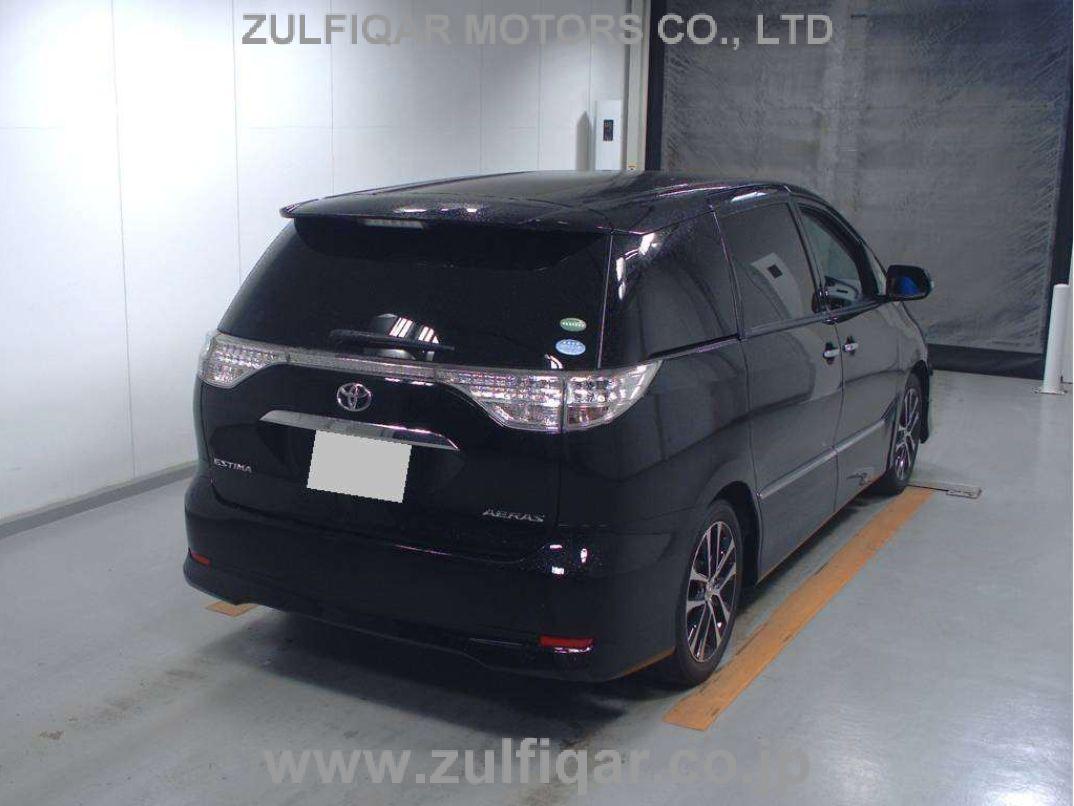 Toyota estima 2014